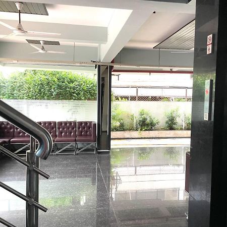 Hotel Airport Kk ناغبور المظهر الخارجي الصورة